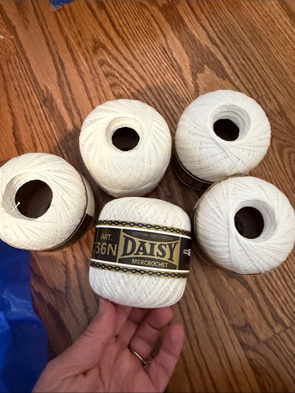 DAISY Mercrochet mercerized cotton crochet thread - yarn  ** bundle of 5 **